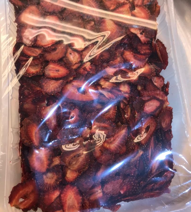 توت فرنگی خشک شده توت فرنگی خشک شده